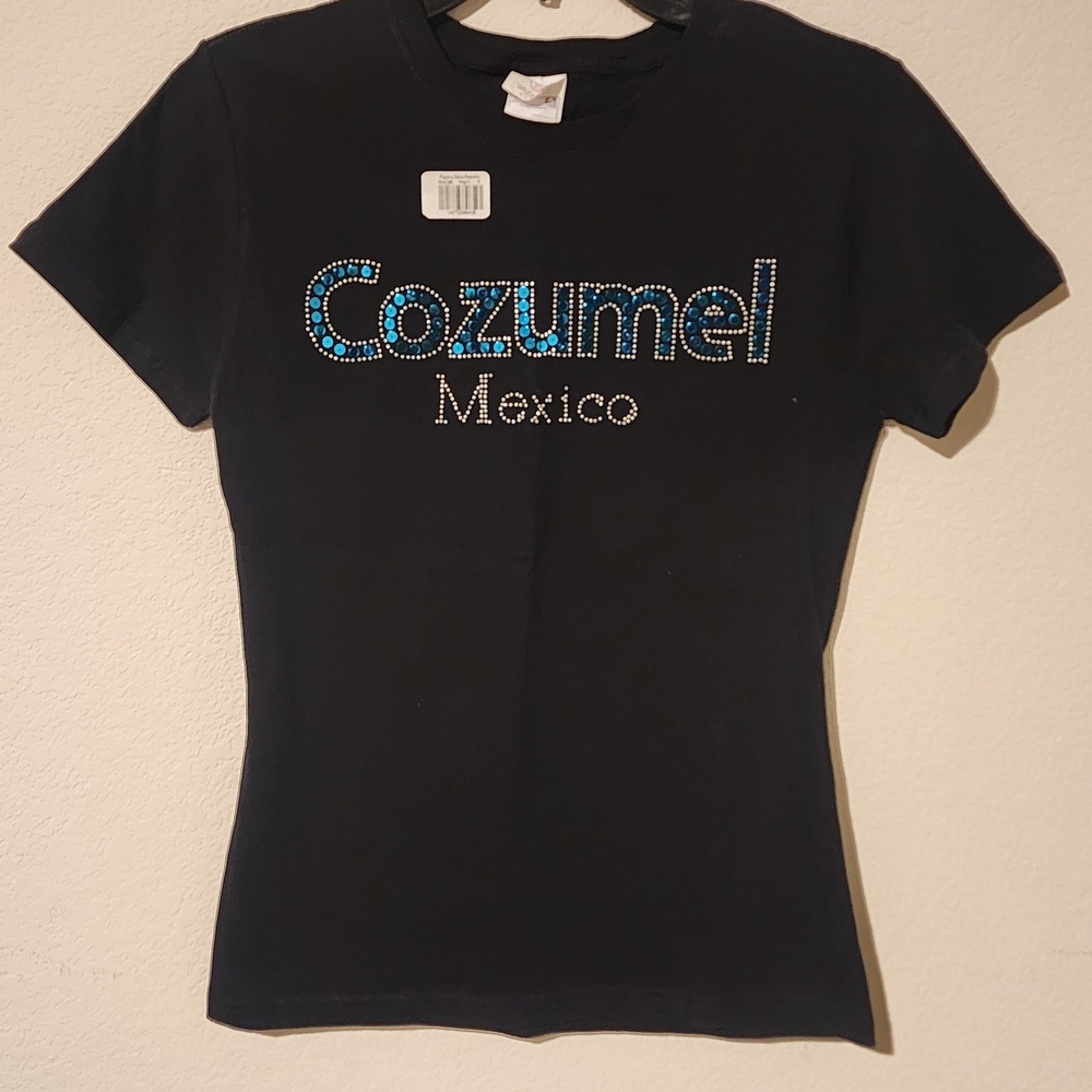 Cozumel Mexico Black Short Sleeve Shirt with Blue Rhinestone Size: Medium